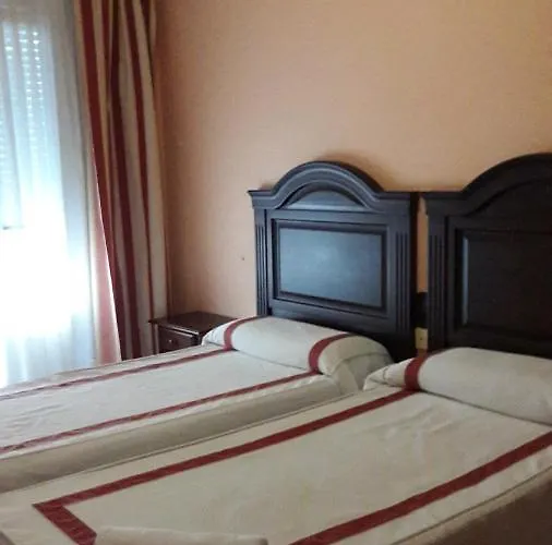 Restaurante Pacos Ξενοδοχείο *